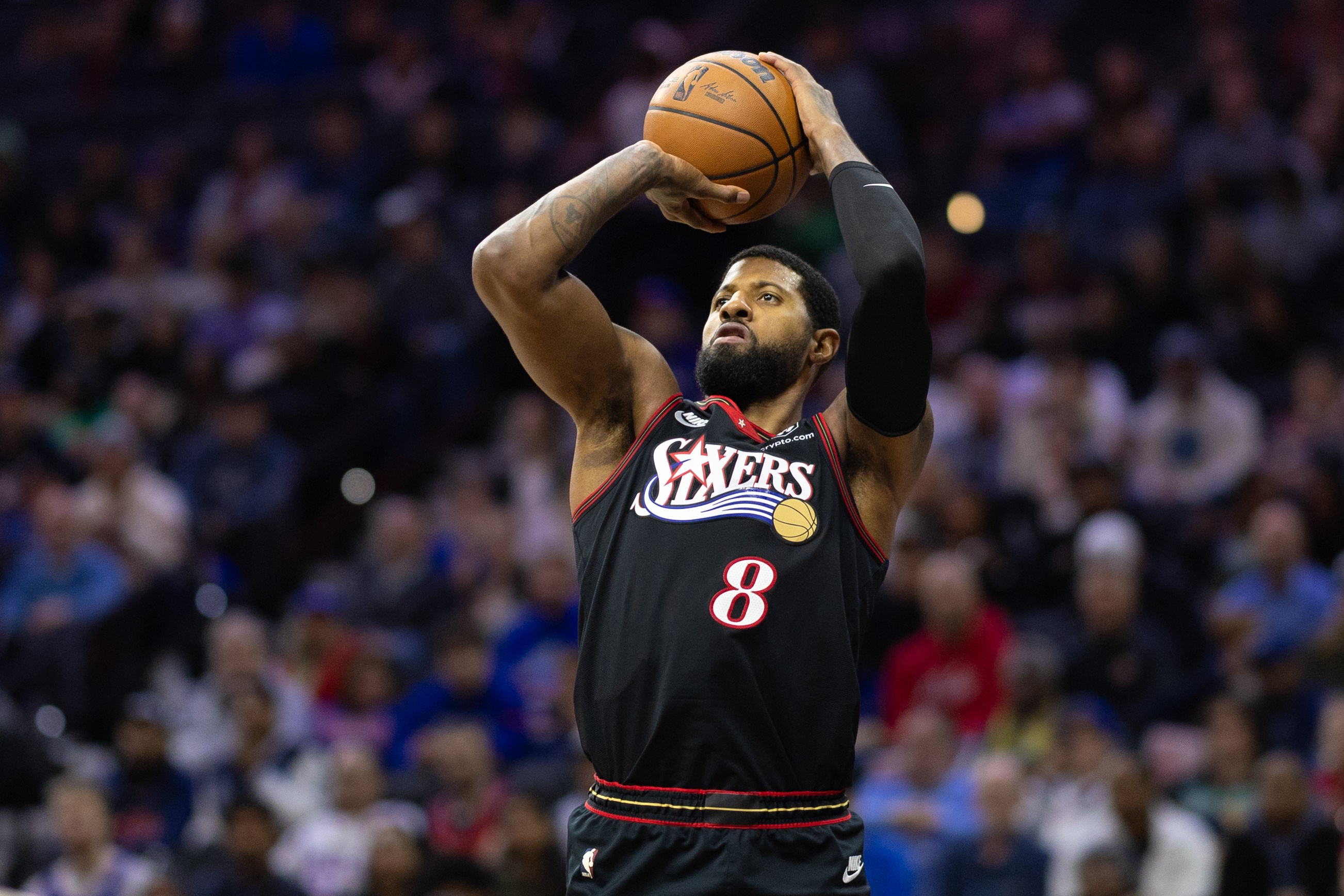 英雄联盟官方赛事网站-铁但末节独得10分！乔治21中8&amp;三分7中0拿到18分9板3助3断2帽